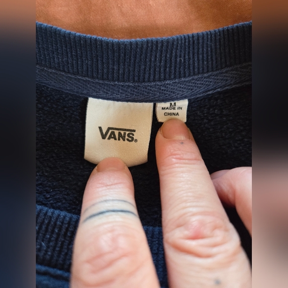 Vans | Navy Blue Women's Crop Top, Size M - Picture 4 of 7